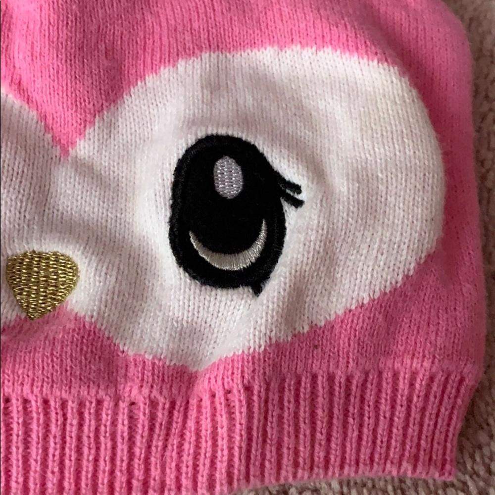 Hat - Picture 2 of 4